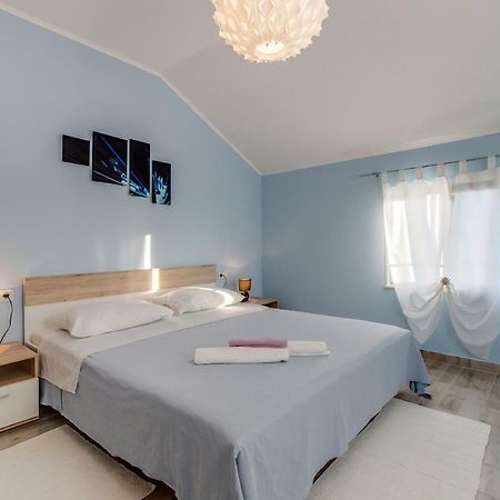 Apartman Leon & Rent A Quad Mali Lošinj Kültér fotó