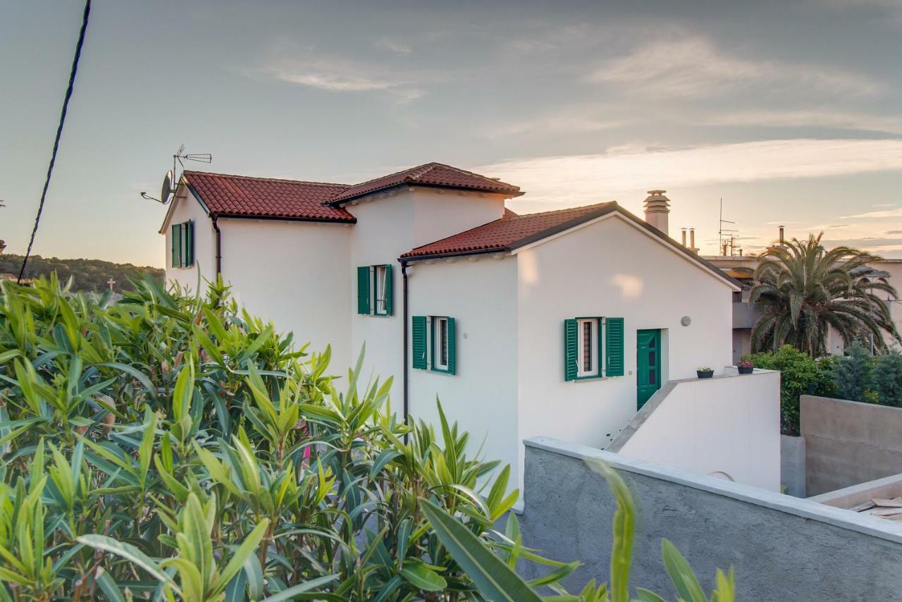 Apartman Leon & Rent A Quad Mali Lošinj Kültér fotó